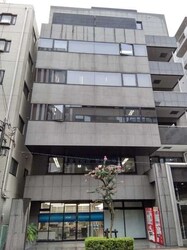 YAZAWA QUATRE Bldg.の物件外観写真